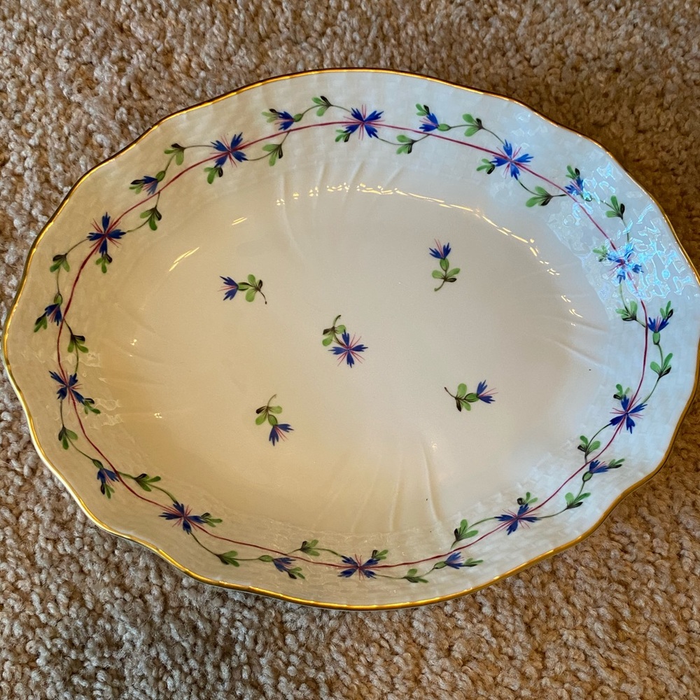 Herbed Blue Garland Oval Open Vegetable Bowl